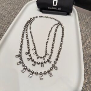 NWT- DANNIJO Gun Metal Silver Rhinestone Statement Necklace Pop-sugar Exclusive
